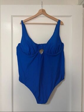 NWOT Time and Tru Blue One-Piece Swimsuit with Front Keyhole